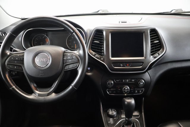 Used 2020 Jeep Cherokee Trailhawk w/ Cold Weather Group AWD/4WD image 14