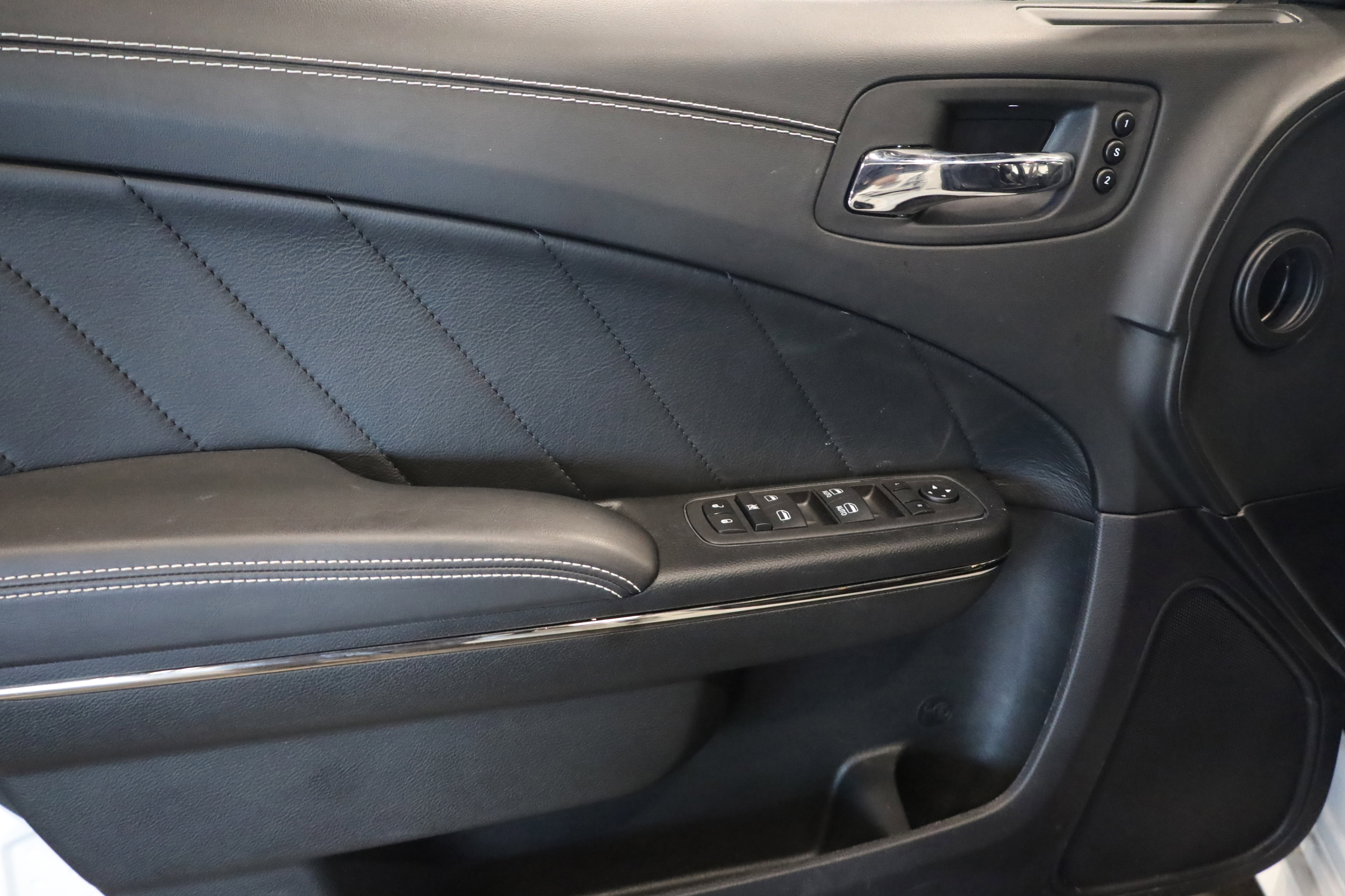 Used 2023 Dodge Charger SRT Hellcat w/ Harman/Kardon Audio Group image 14