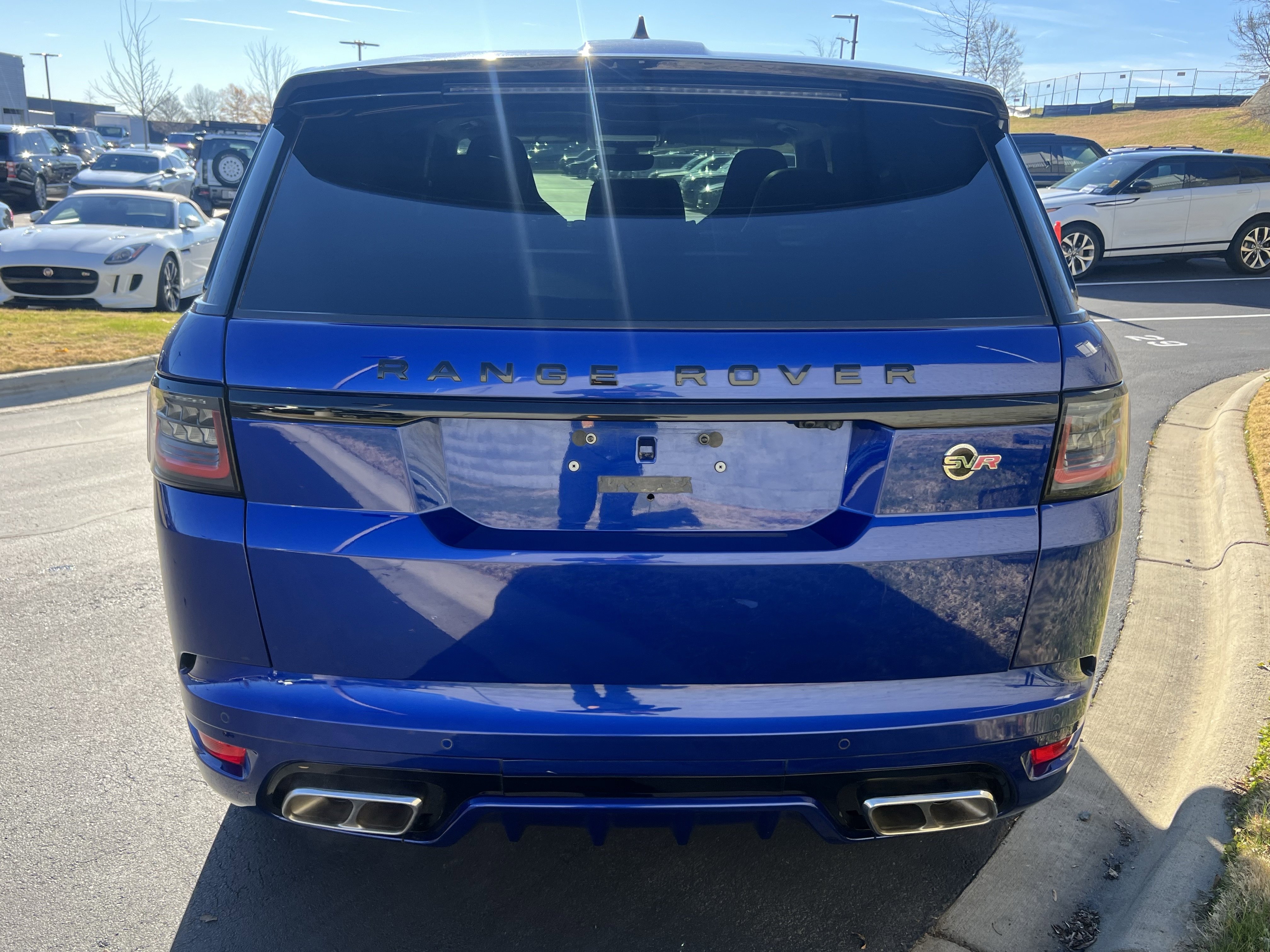 Used 2022 Land Rover Range Rover Sport SVR image 6