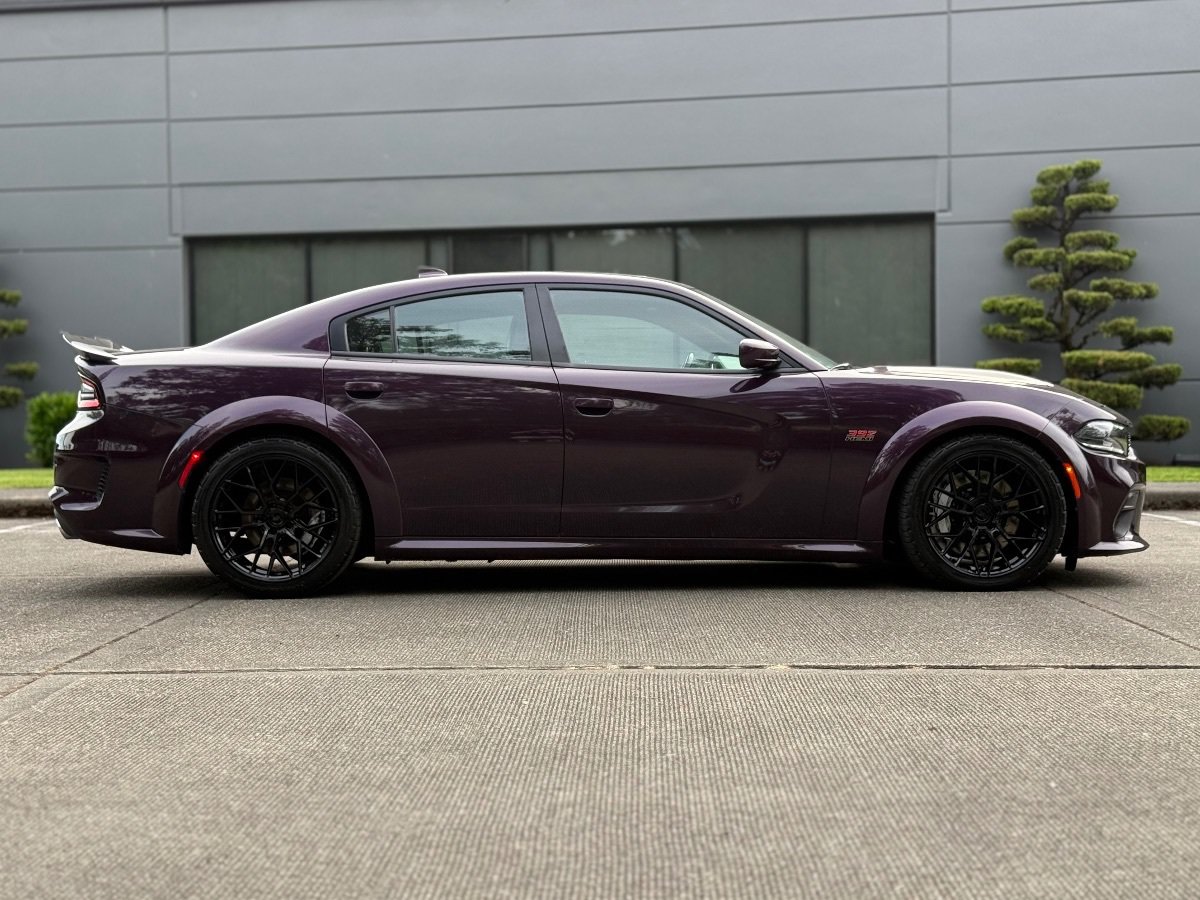 Used 2022 Dodge Charger Scat Pack RWD image 2