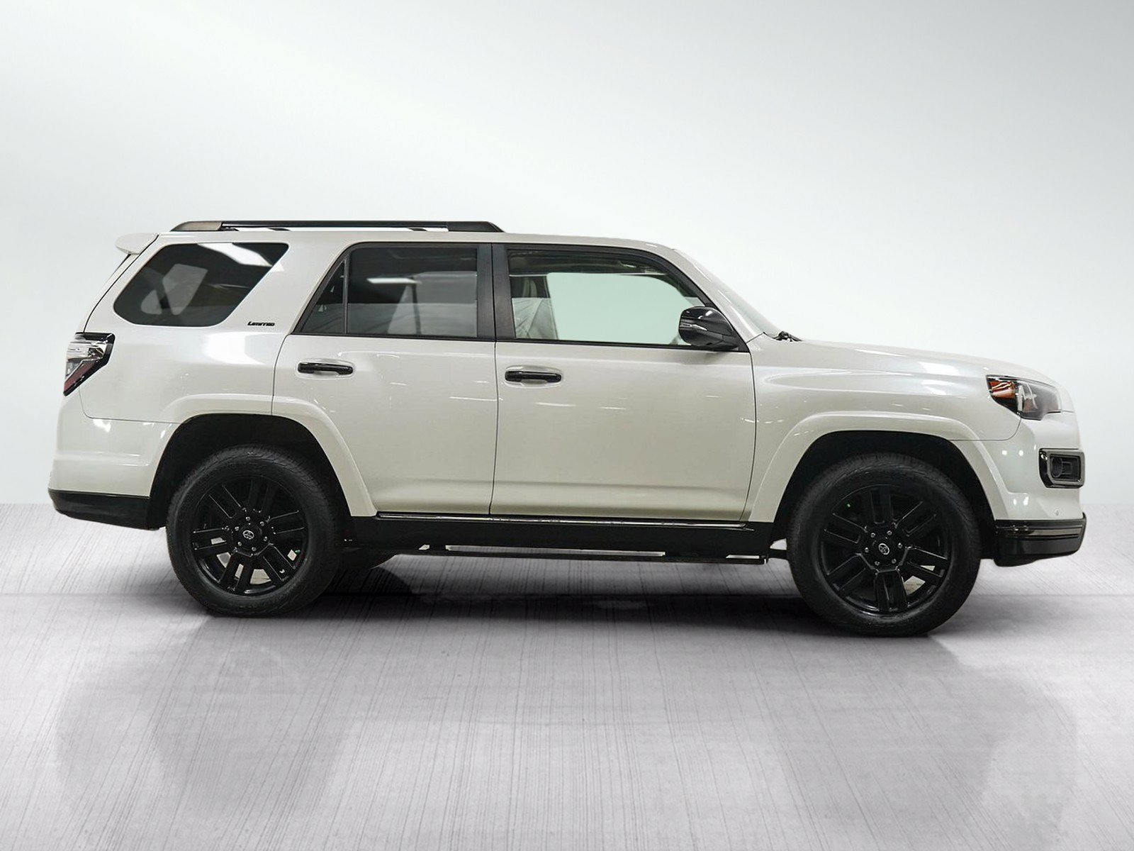 Used 2019 Toyota 4Runner Limited AWD/4WD image 6