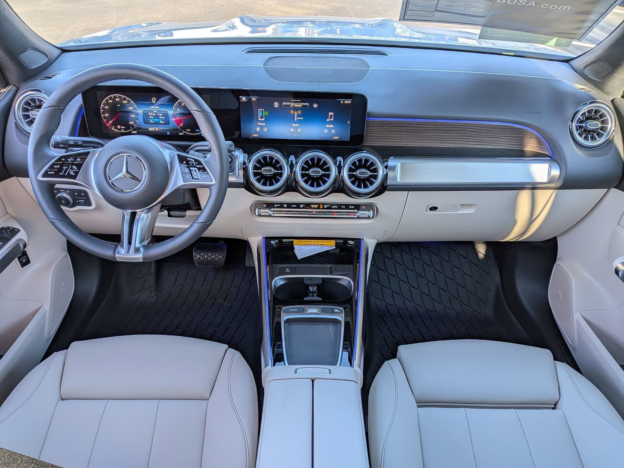 New 2026 Mercedes-Benz GLB 250 image 30