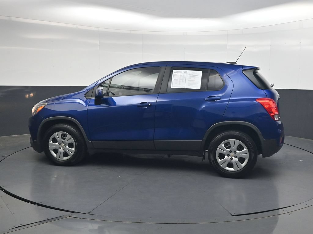 Used 2017 Chevrolet Trax LS FWD image 10