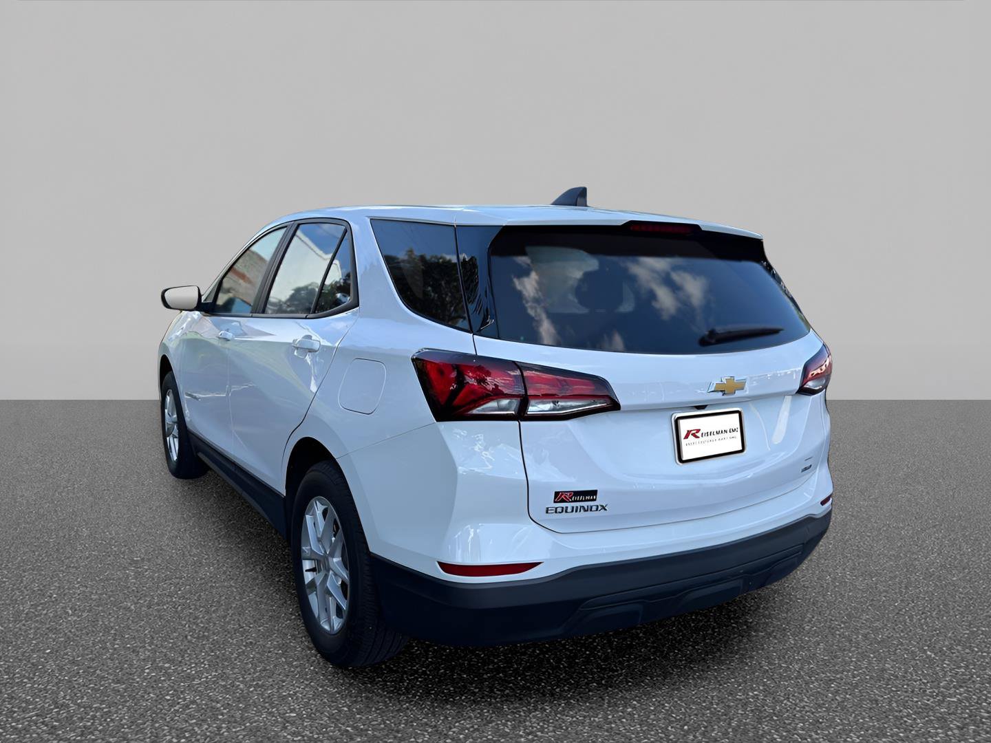 Certified 2023 Chevrolet Equinox LS w/ LS Convenience Package AWD/4WD image 5