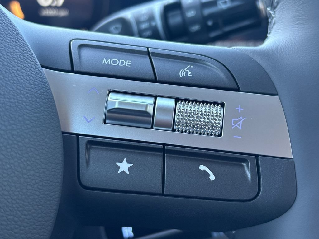 New 2026 Hyundai Kona Limited FWD image 25