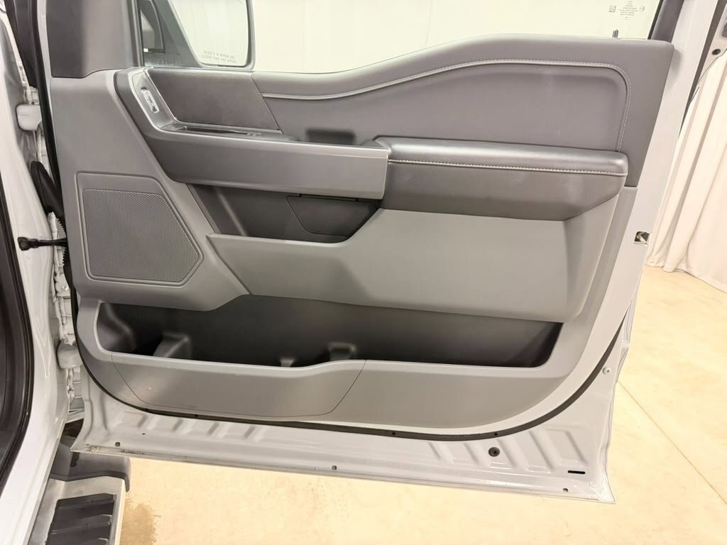 Used 2025 Ford F150 XLT w/ Equipment Group 301A Standard AWD/4WD image 39