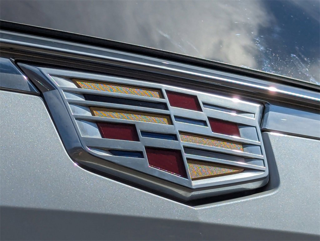 Used 2022 Cadillac Escalade Premium Luxury image 34