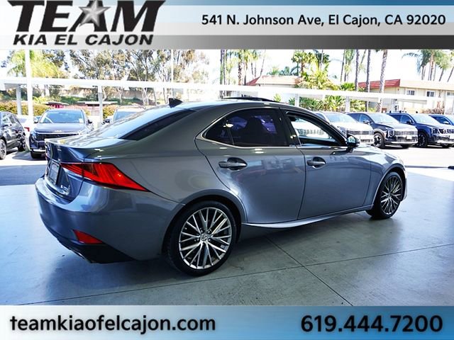 Used 2017 Lexus IS 200t image 9