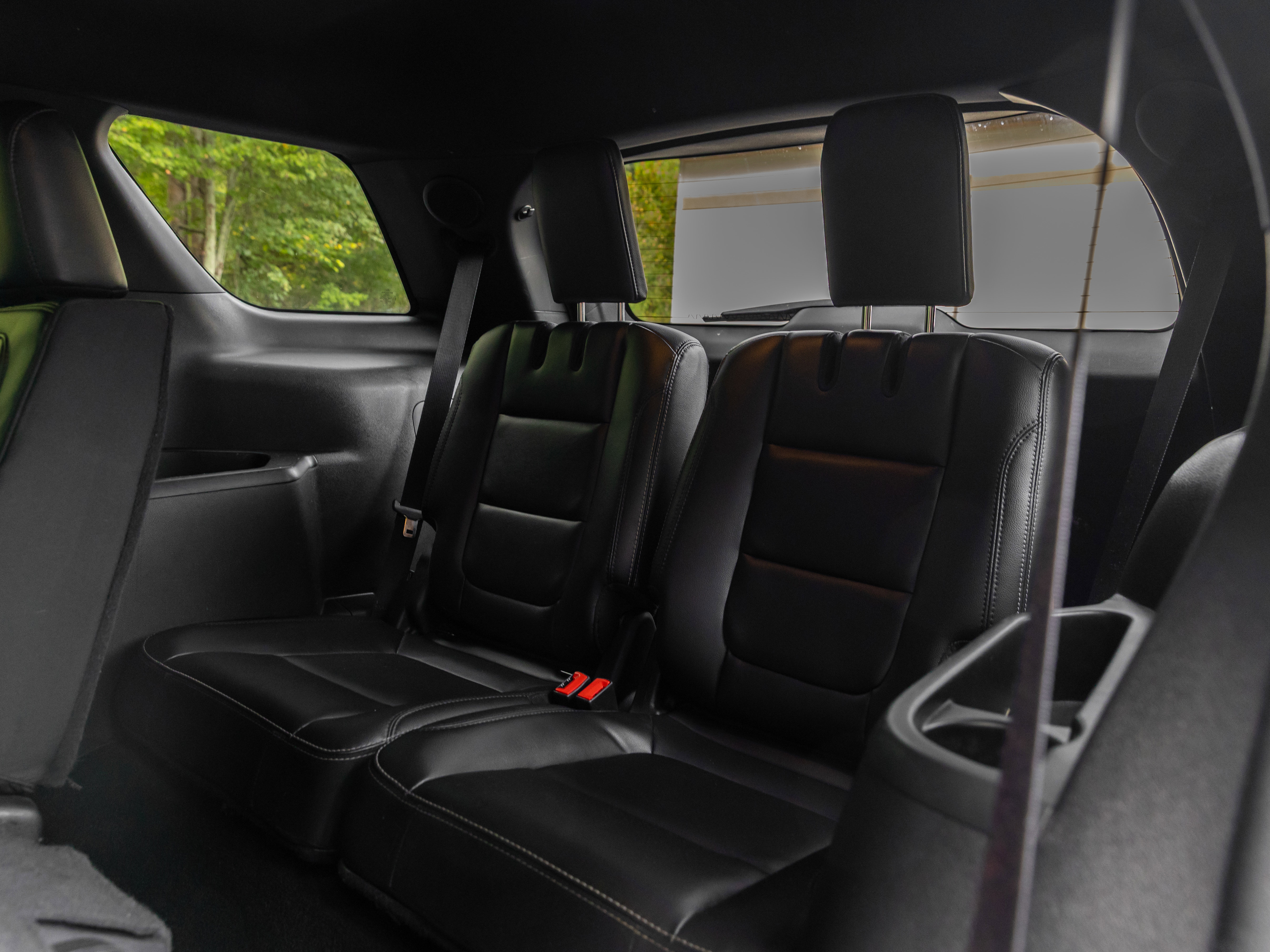 Used 2019 Ford Explorer Limited w/ Class III Trailer Tow Package image 16