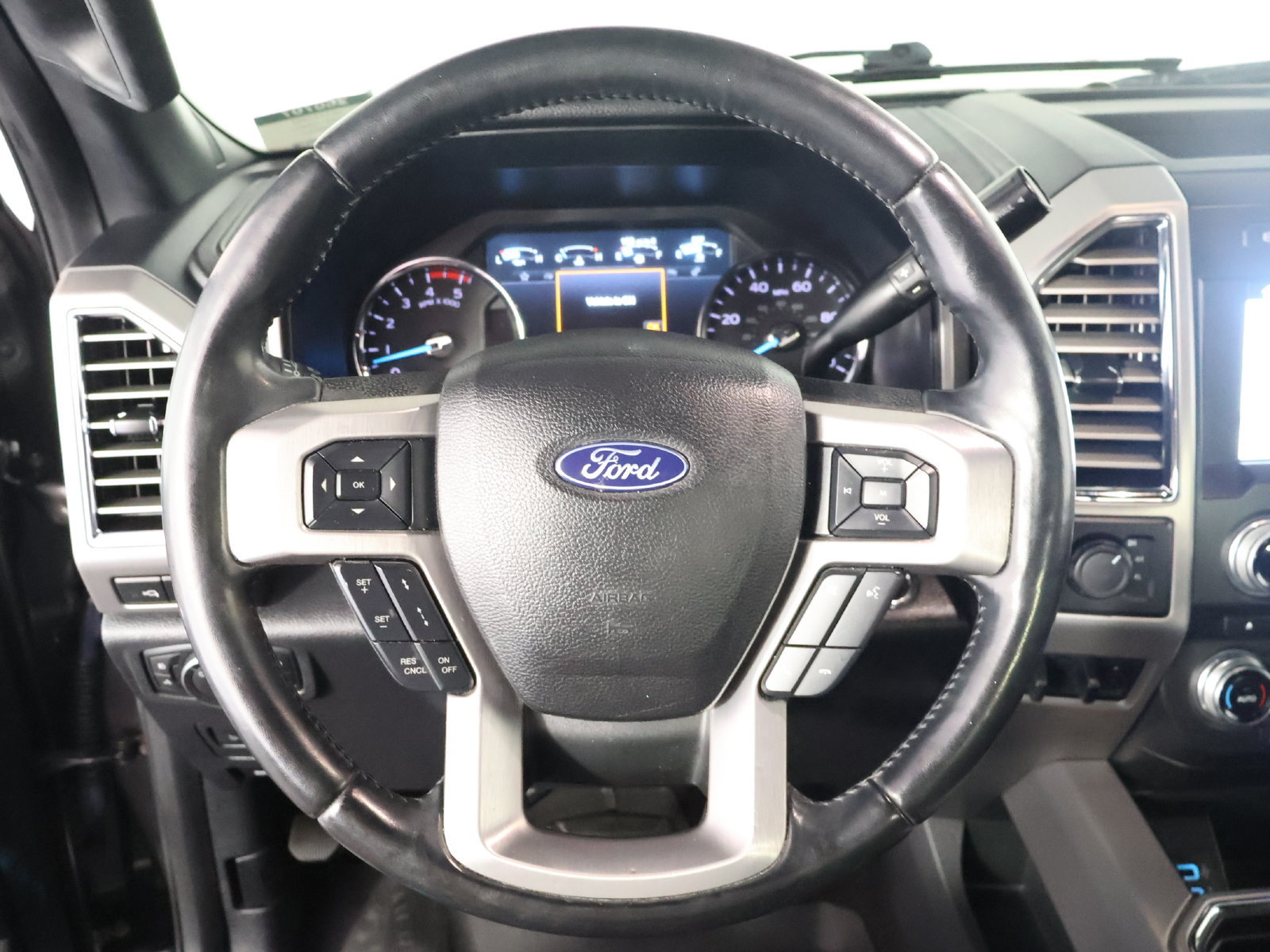 Used 2017 Ford F250 4x4 Crew Cab Super Duty image 43