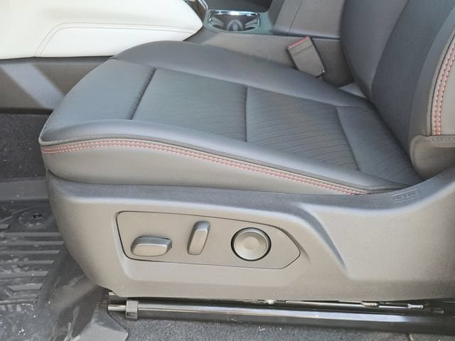 New 2026 GMC Canyon AT4X AWD/4WD image 18