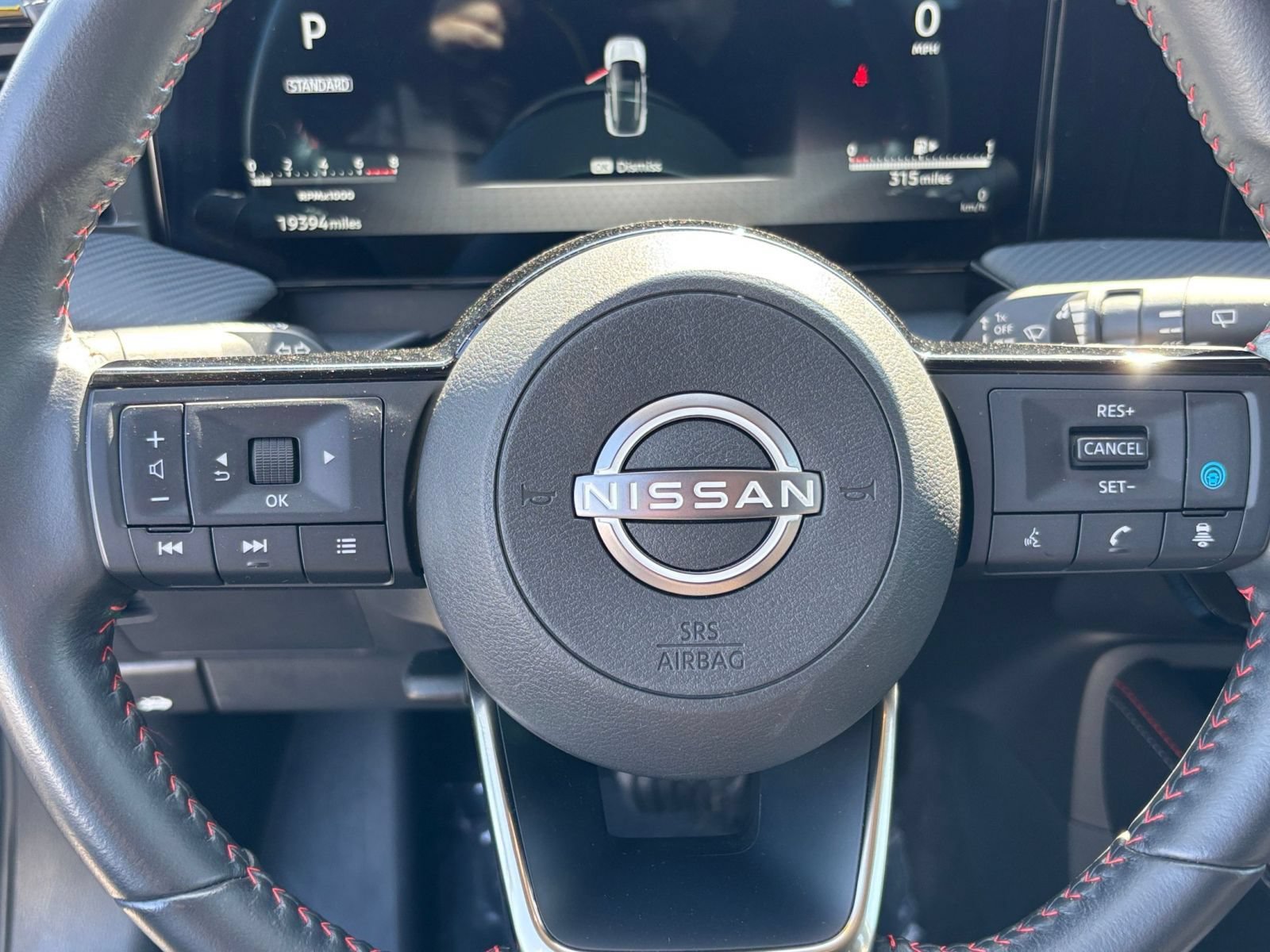 Used 2026 Nissan Kicks SR AWD/4WD image 28