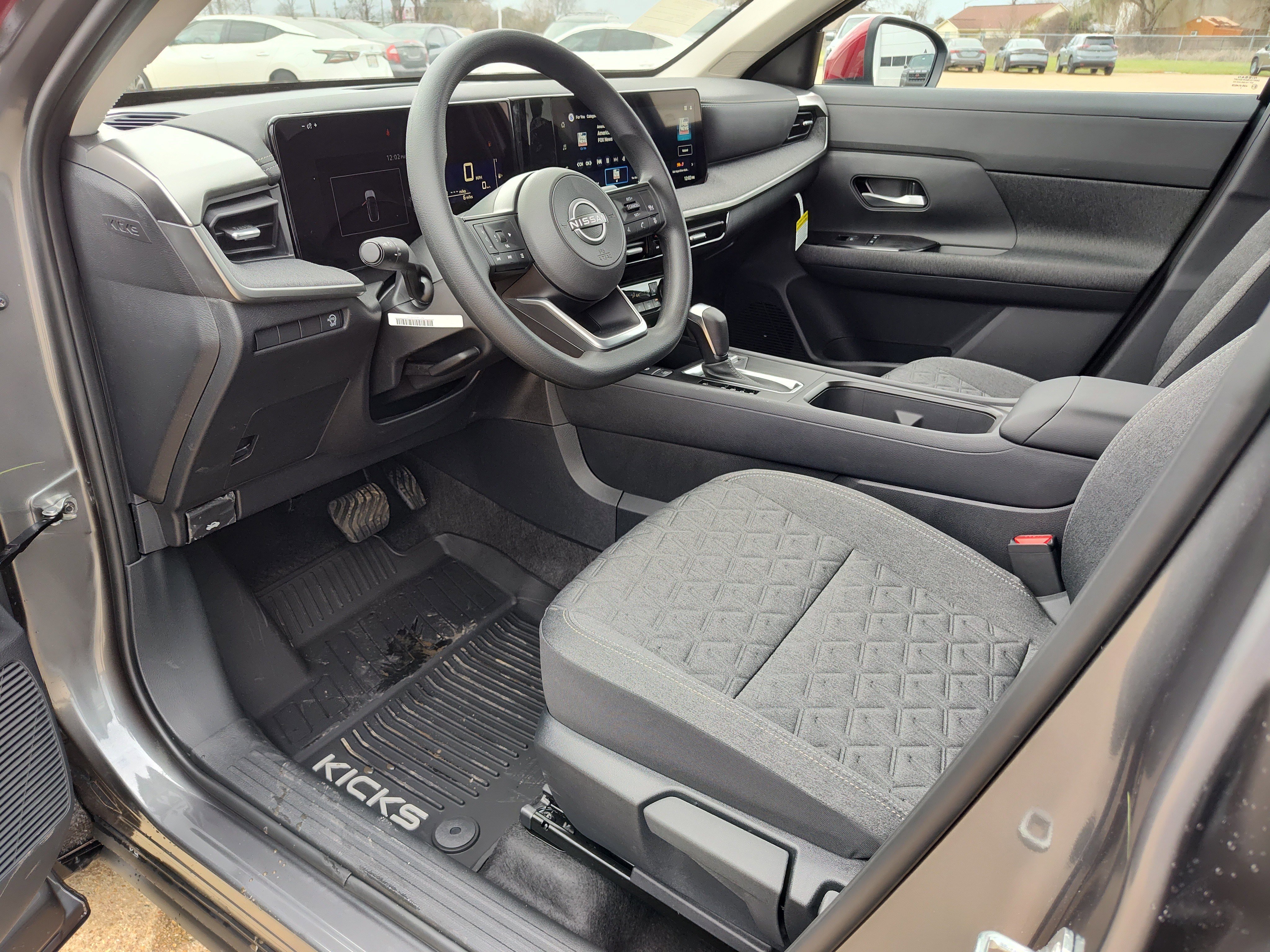 New 2026 Nissan Kicks SV w/ SV Premium Package image 2