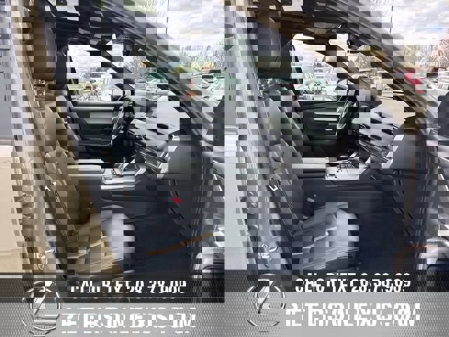 Used 2025 MAZDA CX-70 Plug-In Hybrid w/ Premium Plus image 13