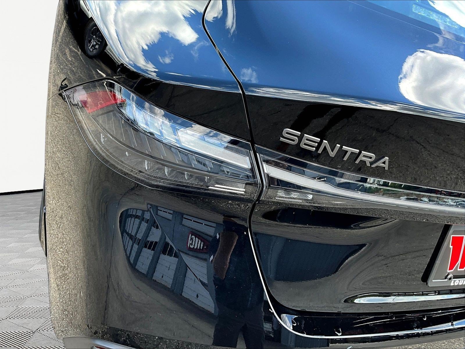 Certified 2026 Nissan Sentra SV w/ SV Convenience Package FWD image 23