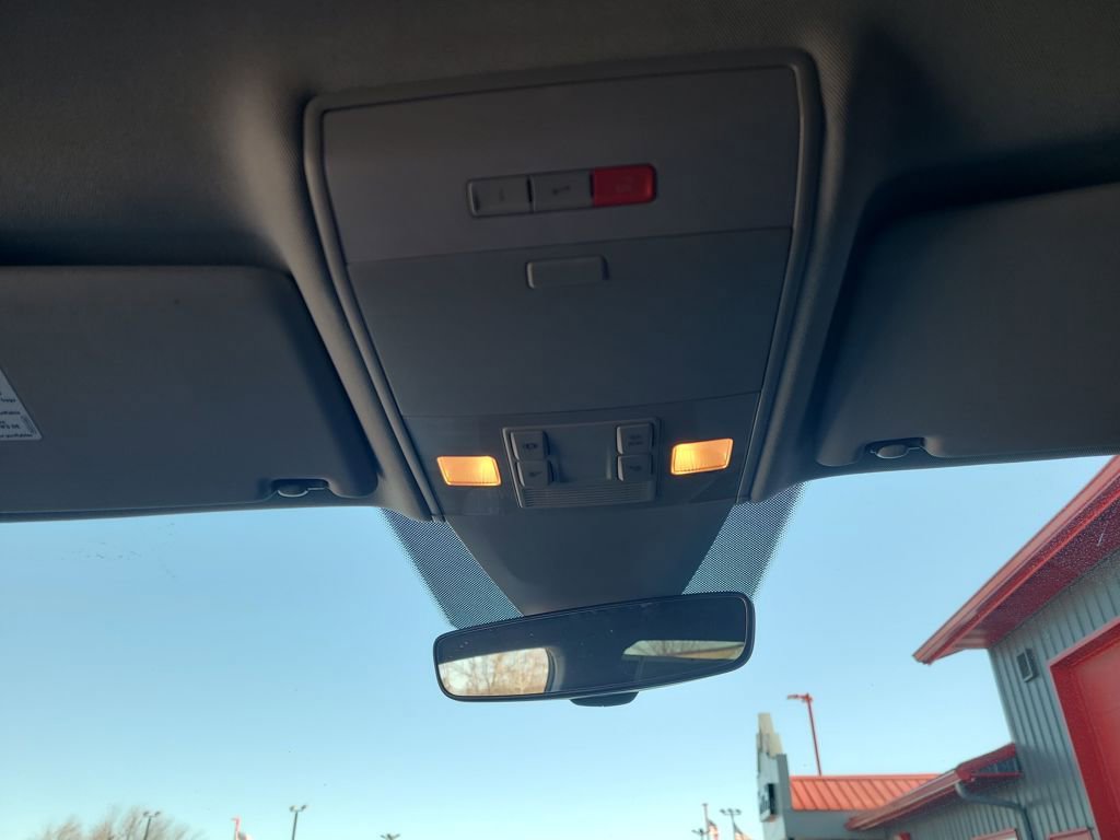 Used 2019 Volkswagen Atlas SE w/ Towing Package image 33