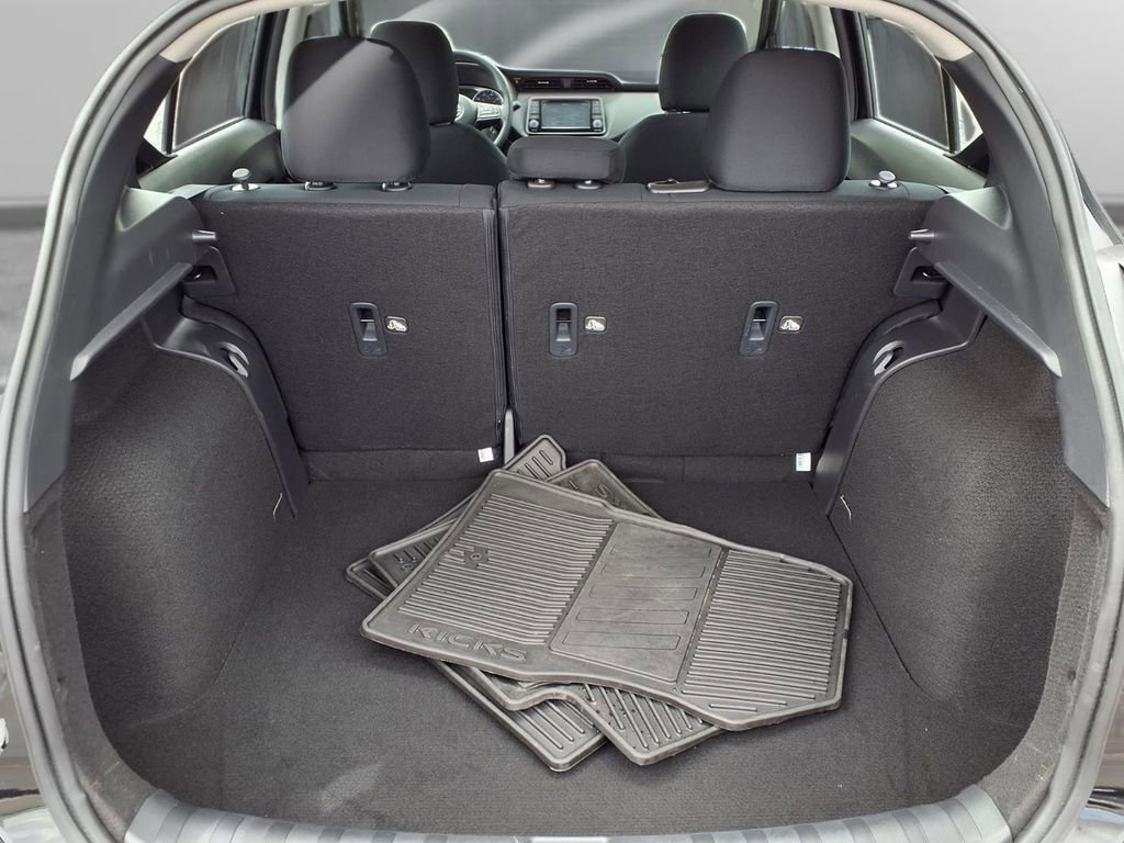 Certified 2025 Nissan Kicks Play S FWD image 26