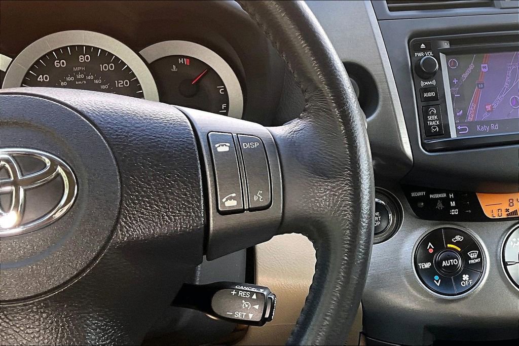 Used 2012 Toyota RAV4 Limited w/ Navigation Value Pkg AWD/4WD image 29