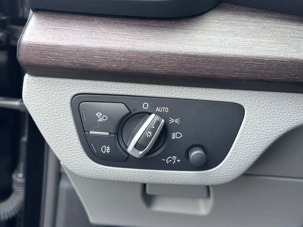 Used 2023 Audi Q5 2.0T Premium Plus w/ Premium Plus Package image 19