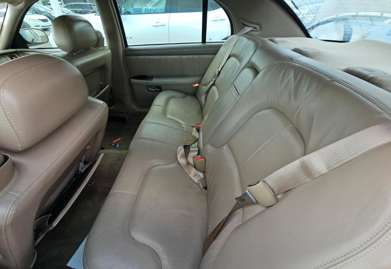Used 2003 Buick Park Avenue w/ 1SE Package FWD image 13
