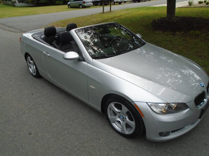 Used 2009 BMW 328i Convertible RWD image 3