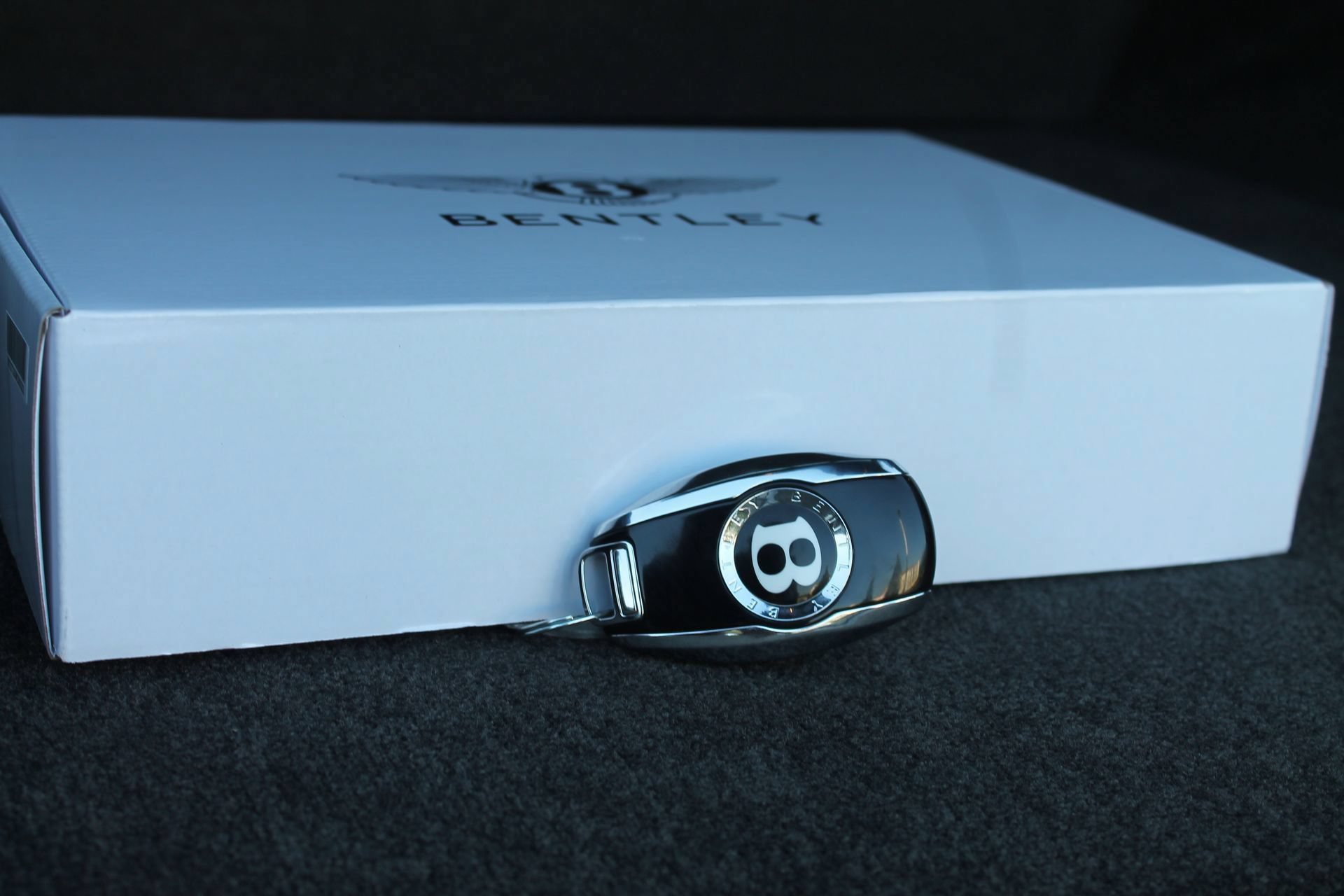 Certified 2024 Bentley Bentayga Extended Wheelbase AWD/4WD image 57