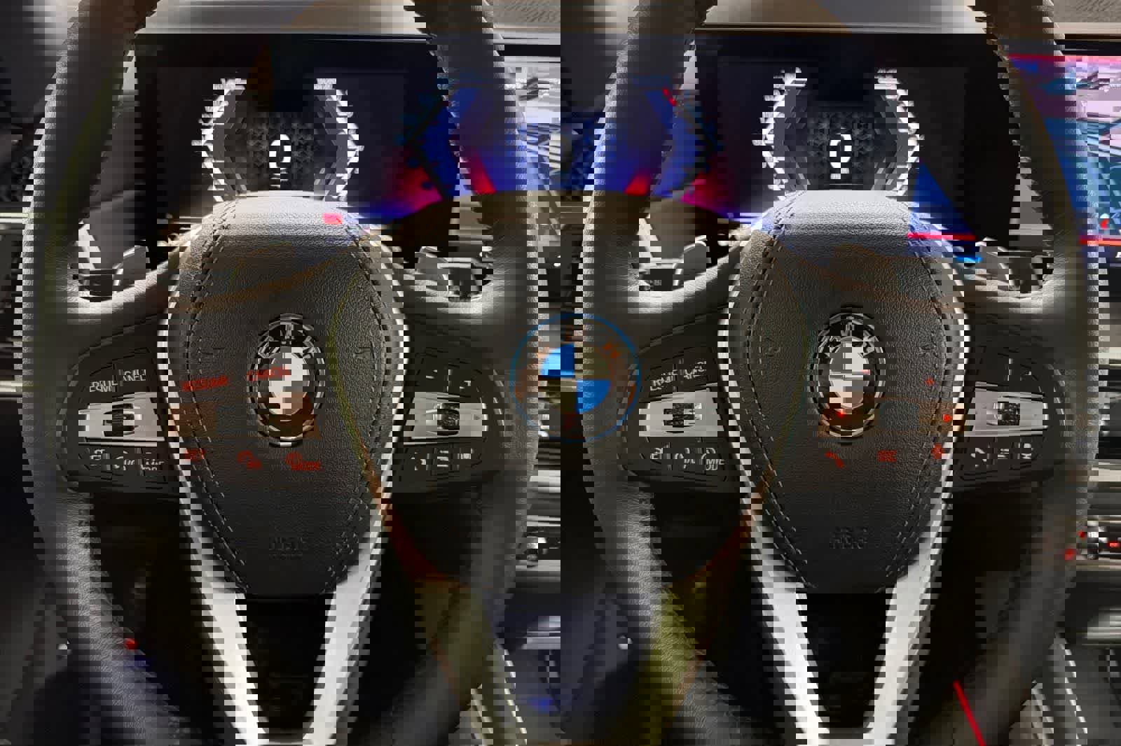 Used 2024 BMW X5 xDrive50e image 24