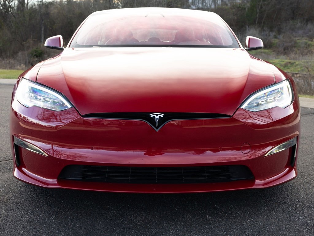 Used 2022 Tesla Model S Plaid image 14
