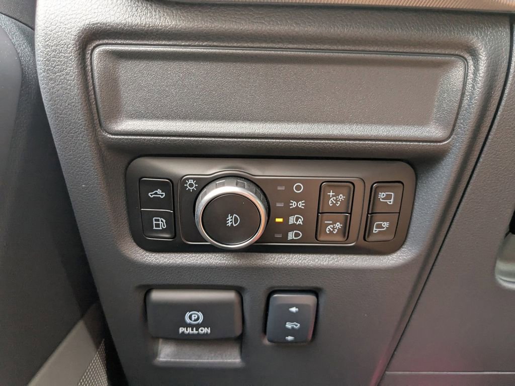 New 2025 Ford F150 Lariat w/ Equipment Group 502A High AWD/4WD image 25