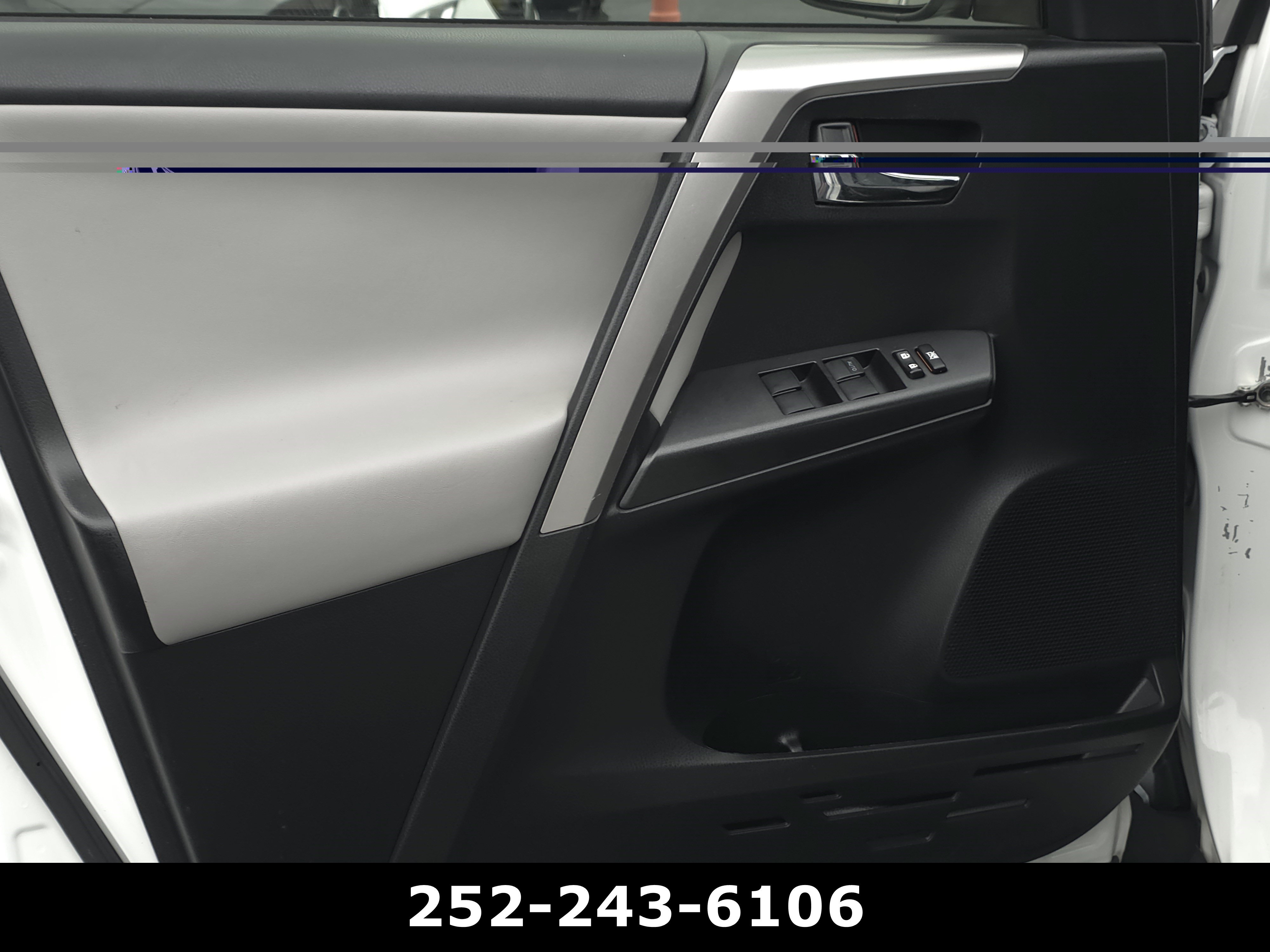Used 2016 Toyota RAV4 XLE FWD image 29