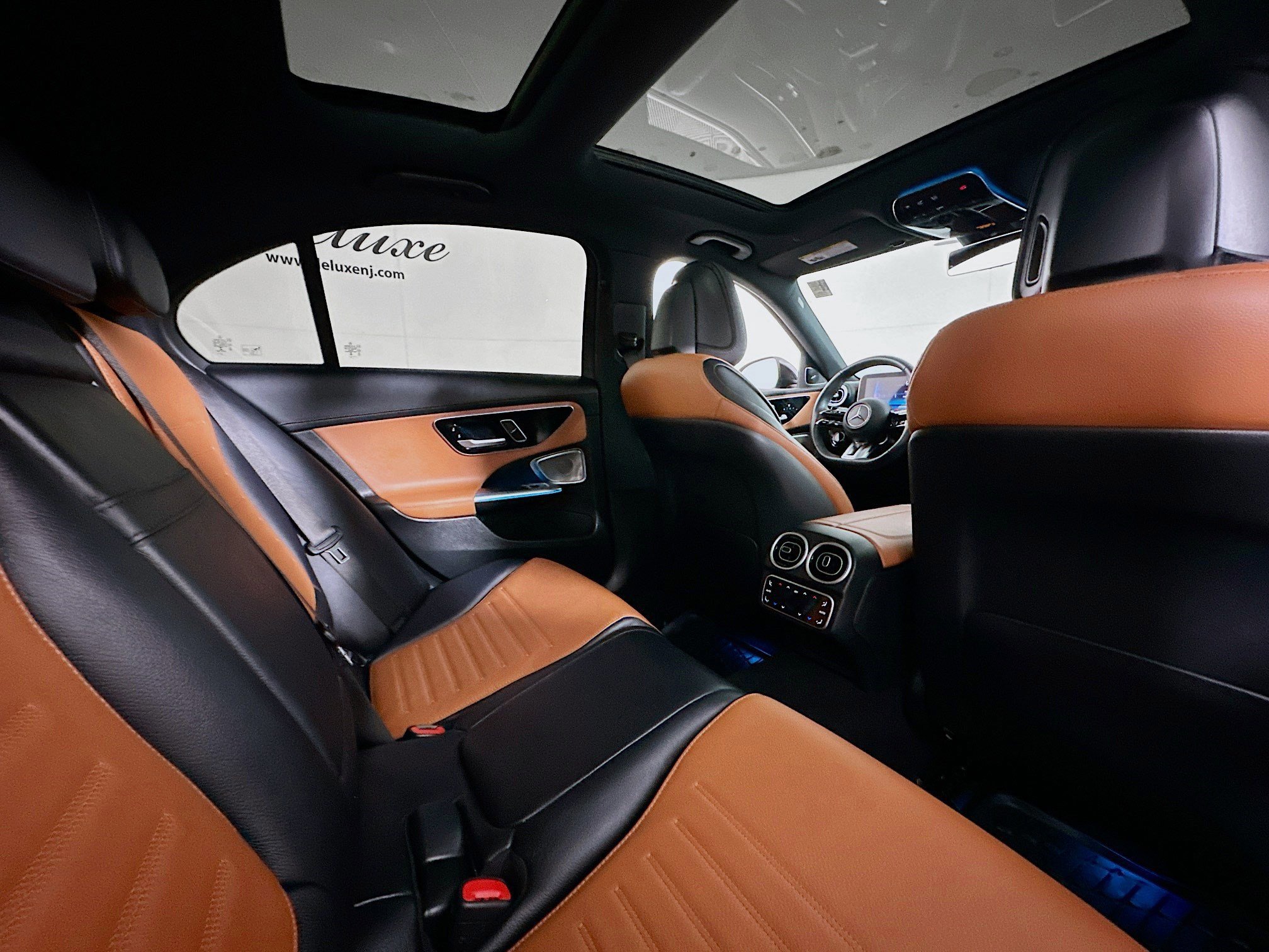 Used 2023 Mercedes-Benz C 43 AMG 4MATIC Sedan w/ Pinnacle Trim Package image 26