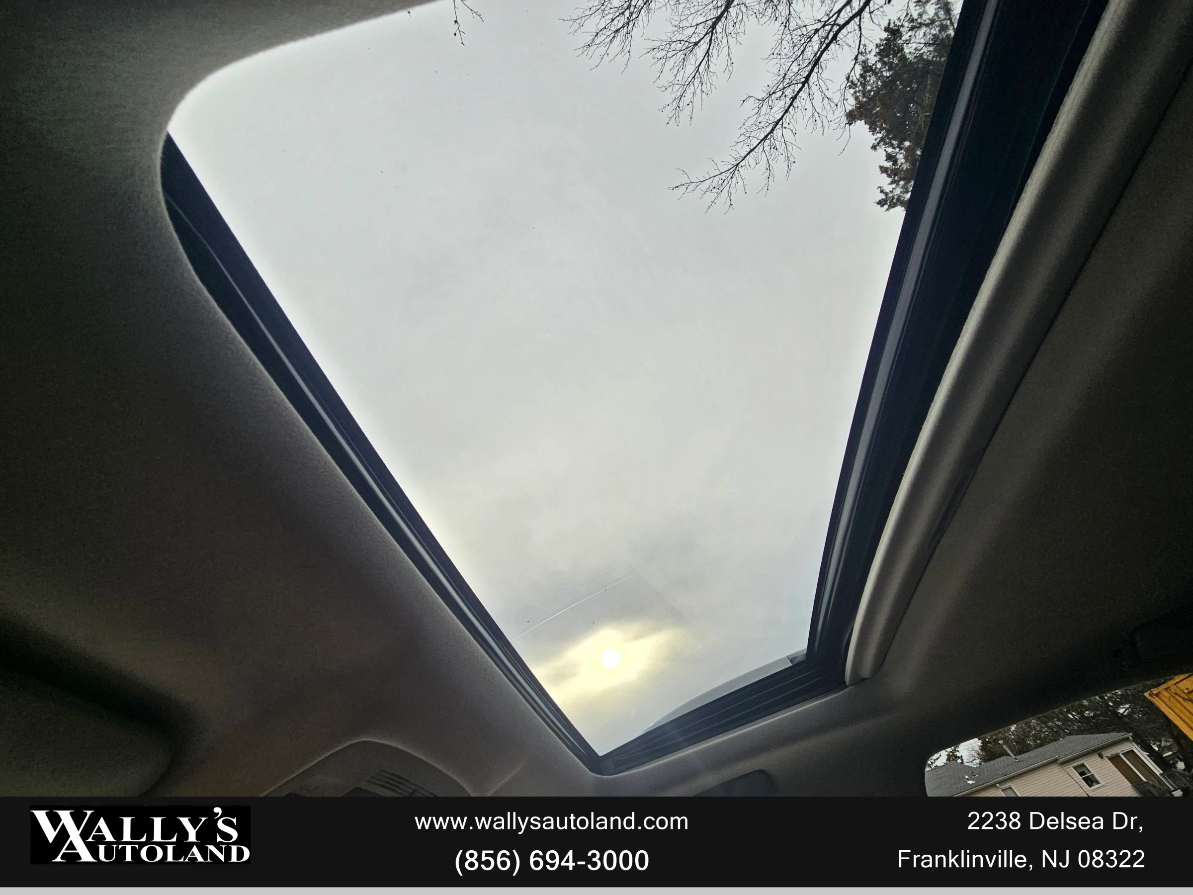 Used 2015 Lexus RX 450h AWD image 34