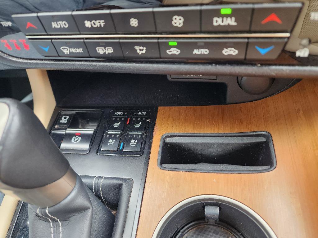 Used 2021 Lexus RX 450h AWD w/ Premium Package image 18