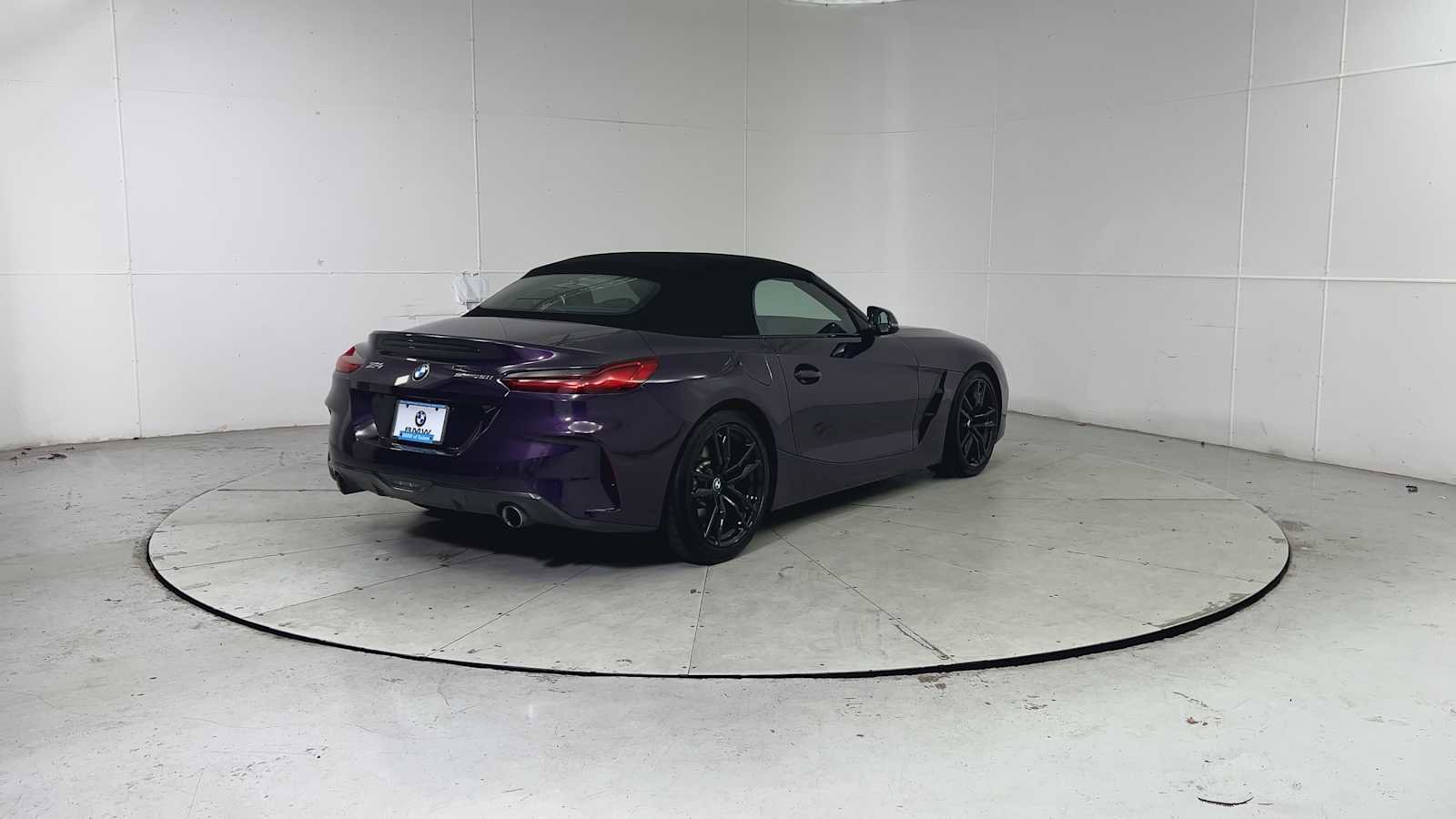 Used 2023 BMW Z4 sDrive30i w/ Premium Package image 2
