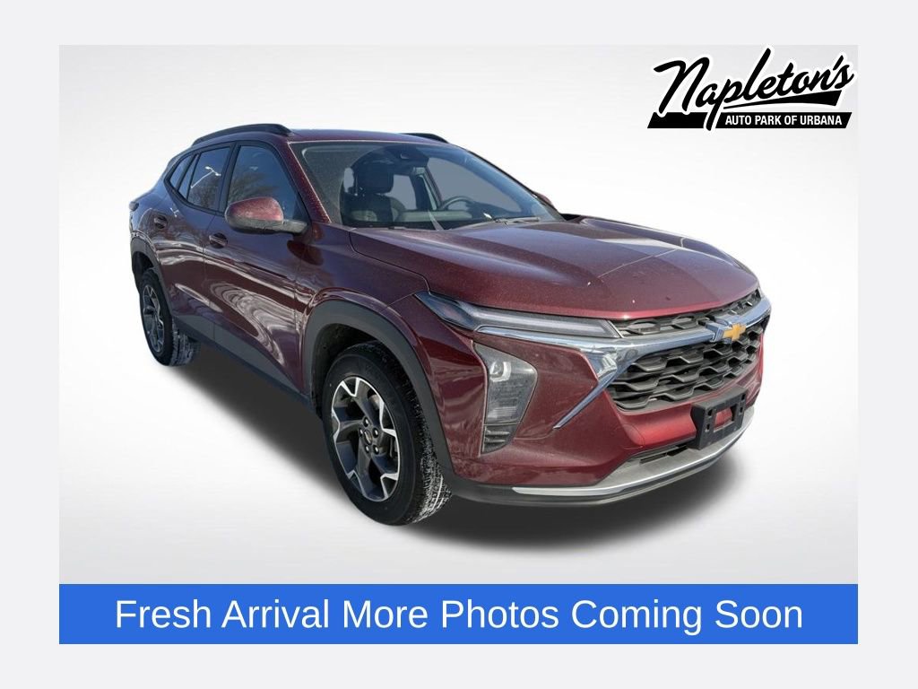Used 2025 Chevrolet Trax LT