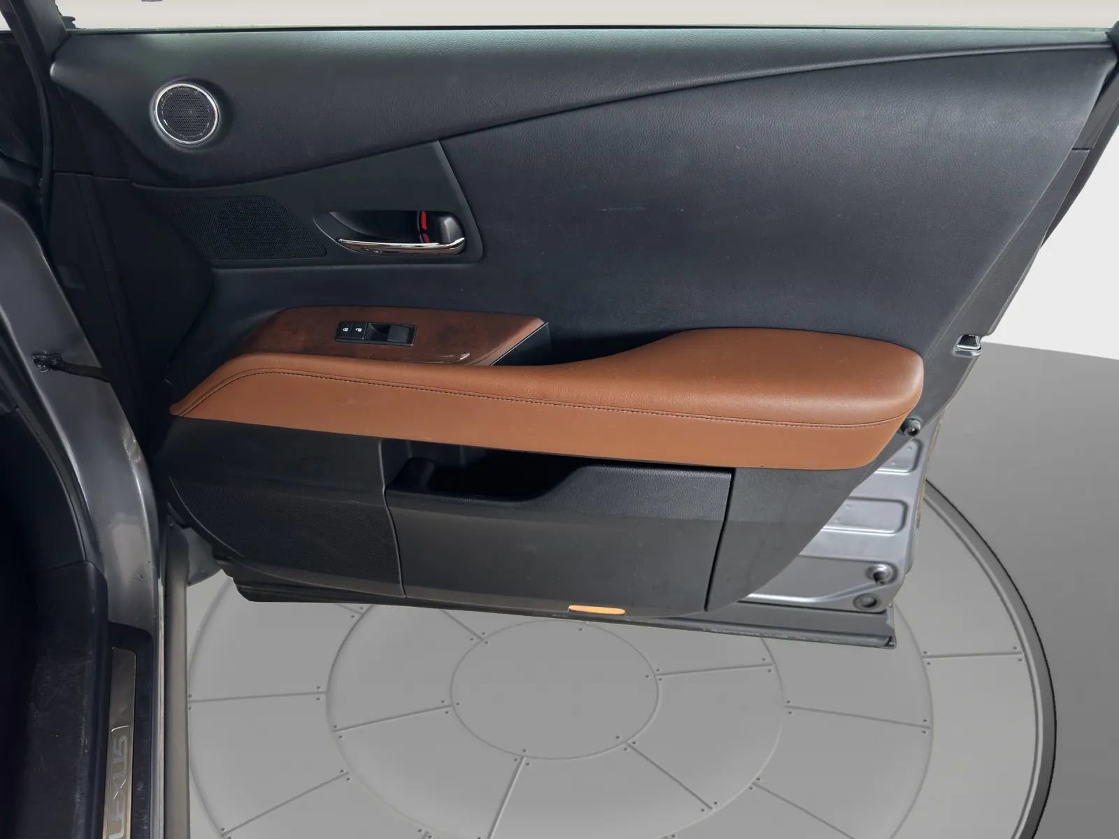 Used 2013 Lexus RX 450h FWD w/ Navigation Pkg image 17