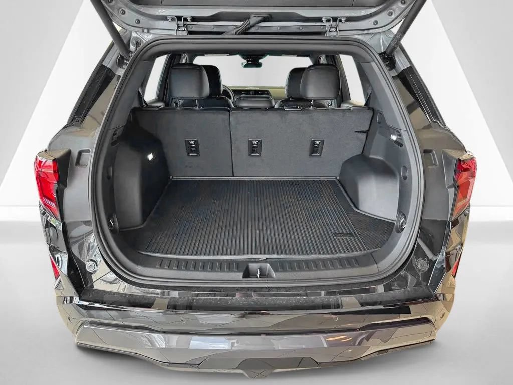 New 2027 GMC Terrain AT4 w/ Technology Package II AWD/4WD image 28