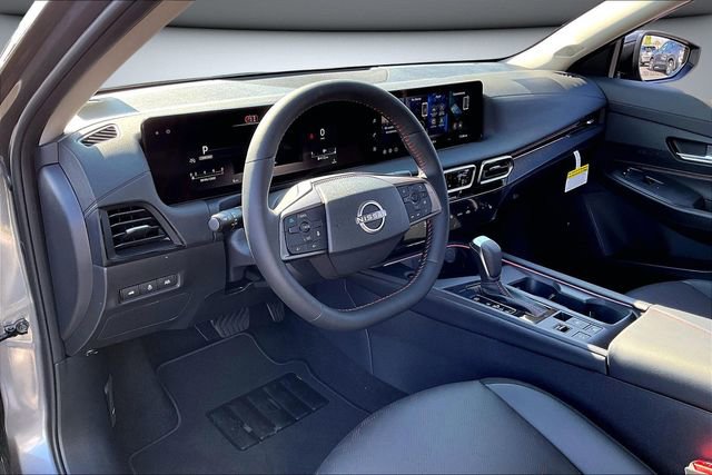 New 2026 Nissan Sentra SR FWD image 7