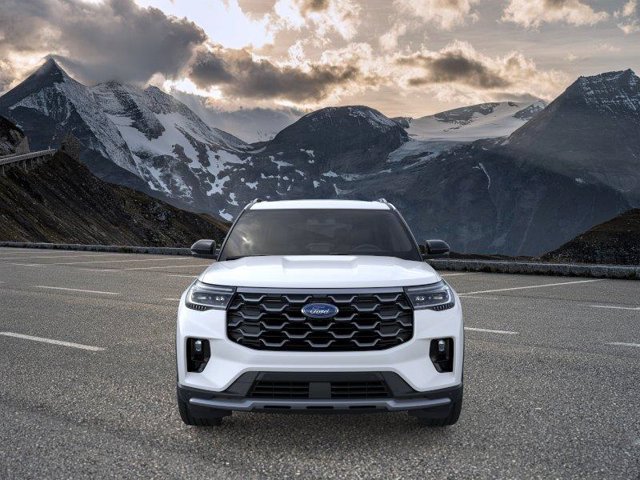 New 2026 Ford Explorer Platinum w/ LUX Leather Package AWD/4WD image 6