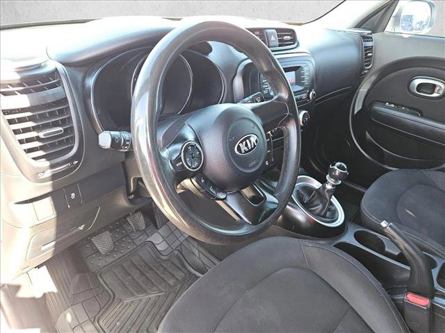 Used 2015 Kia Soul image 9