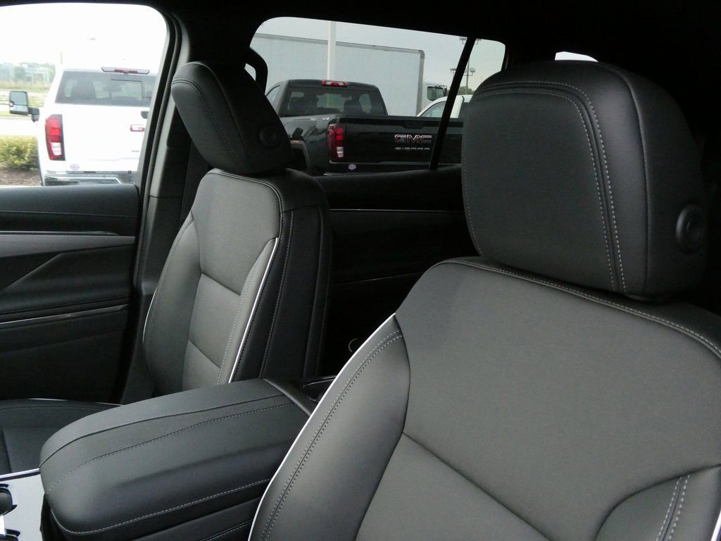 New 2026 Buick Enclave Preferred image 28