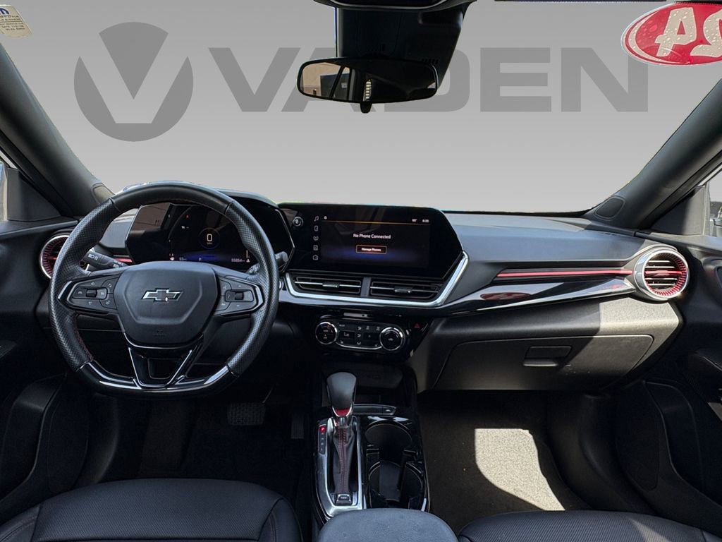 Used 2024 Chevrolet Trax RS FWD image 3