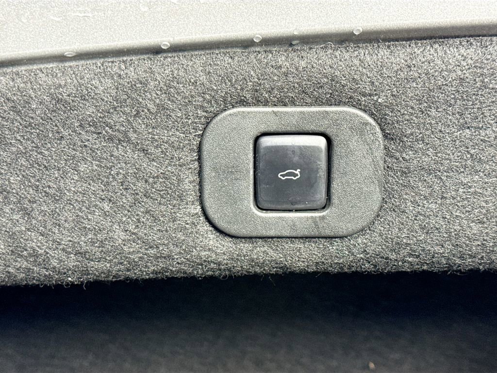 Used 2018 Lincoln Continental Black Label FWD image 34