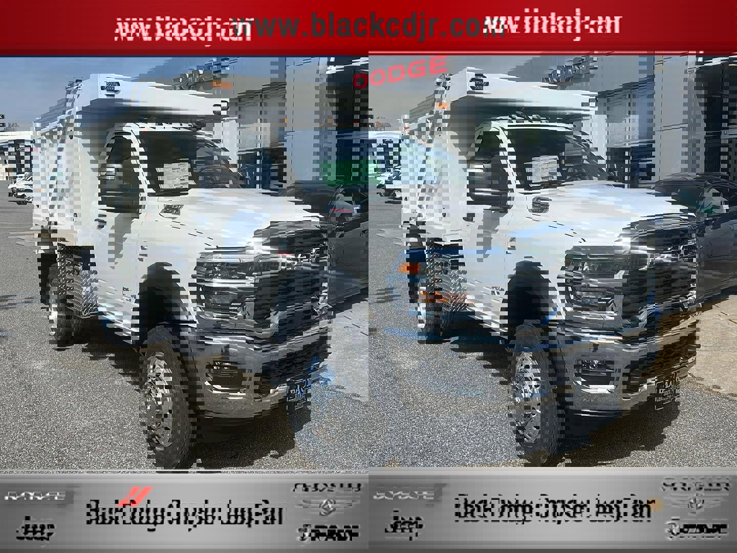 New 2025 RAM 5500 4x4 Regular Cab image 1