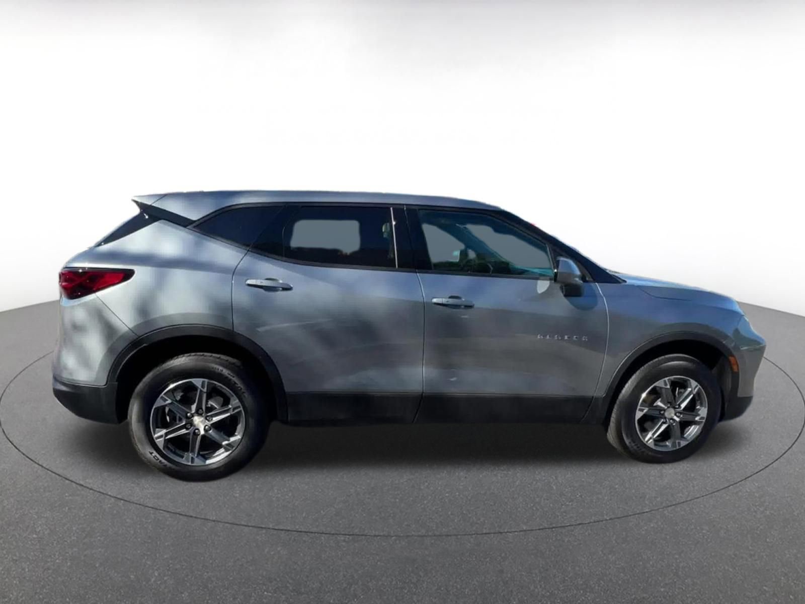 Used 2025 Chevrolet Blazer LT image 16