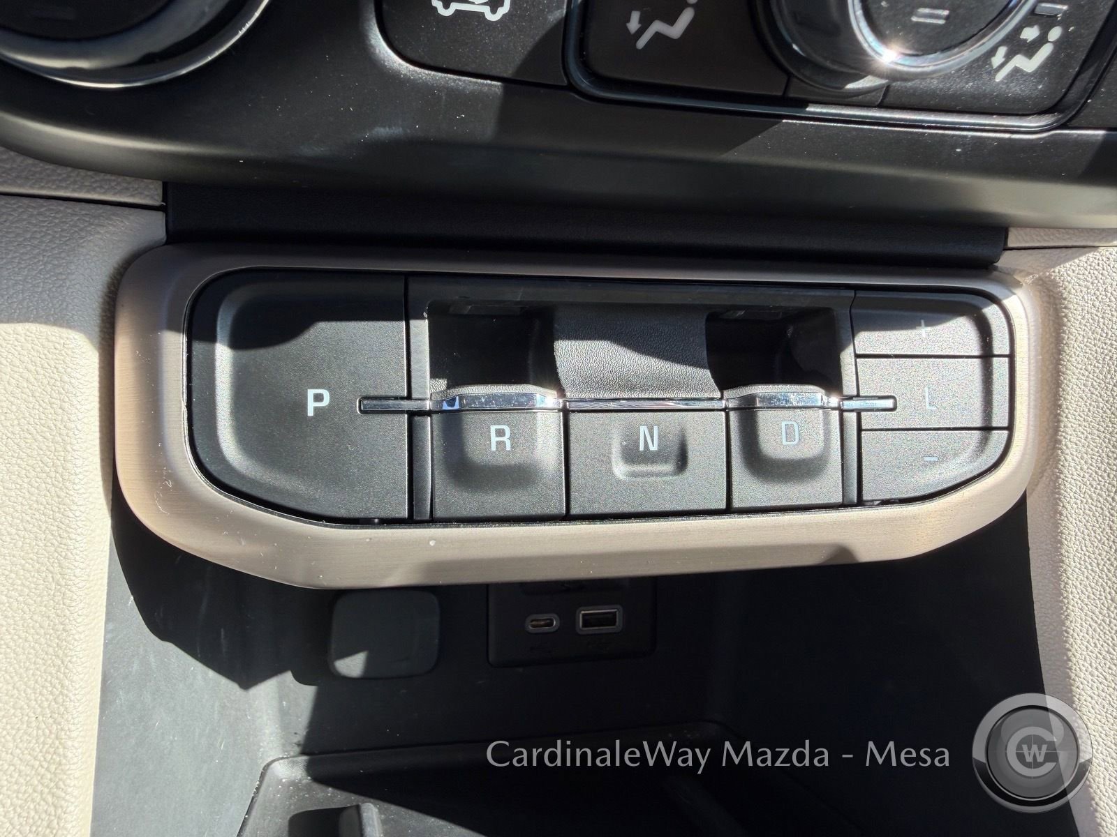 Used 2023 GMC Acadia Denali image 14