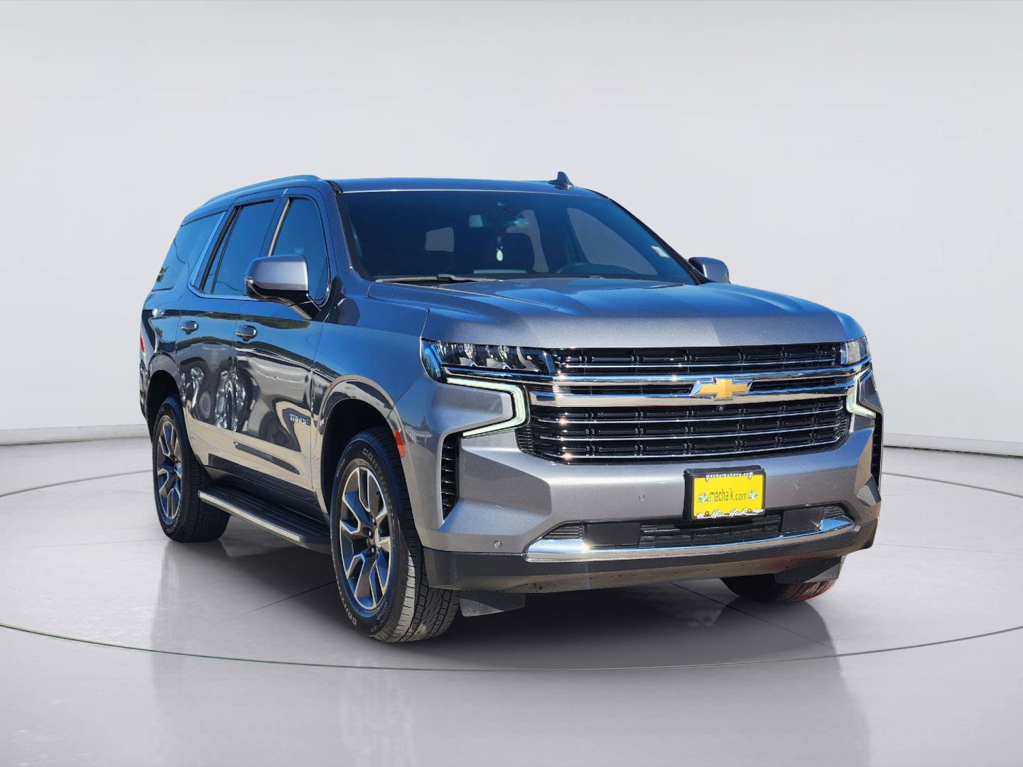 Used 2022 Chevrolet Tahoe LT w/ LT Signature Plus Package RWD image 3
