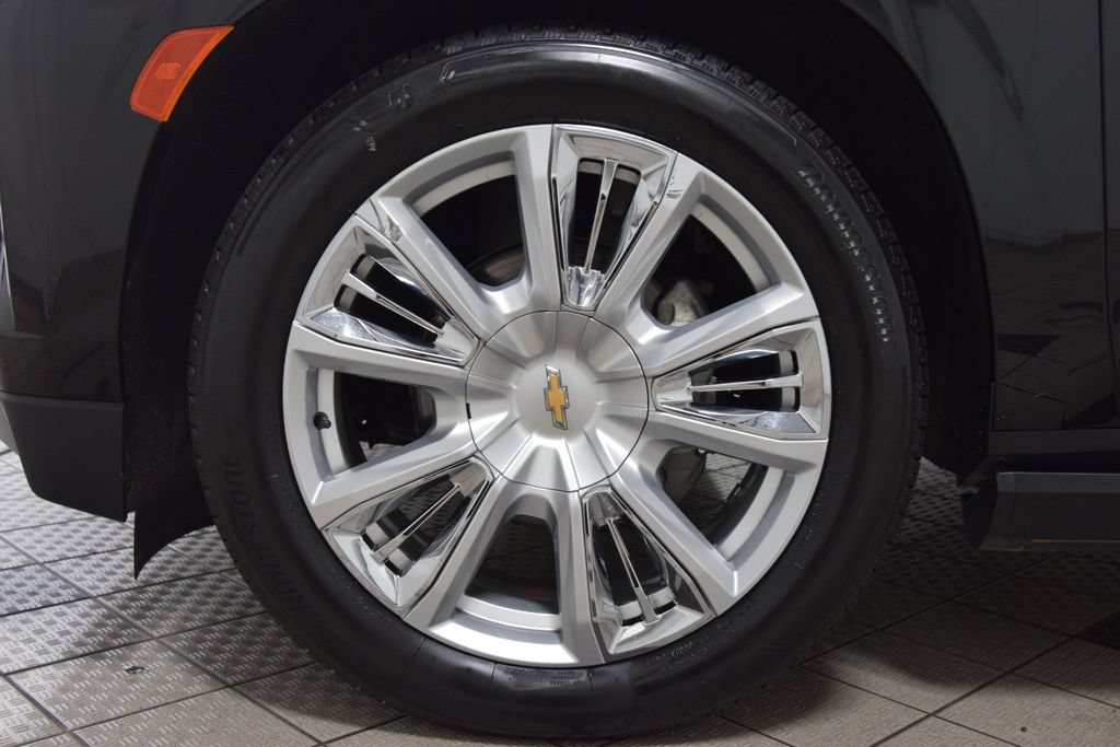Used 2023 Chevrolet Tahoe High Country AWD/4WD image 28