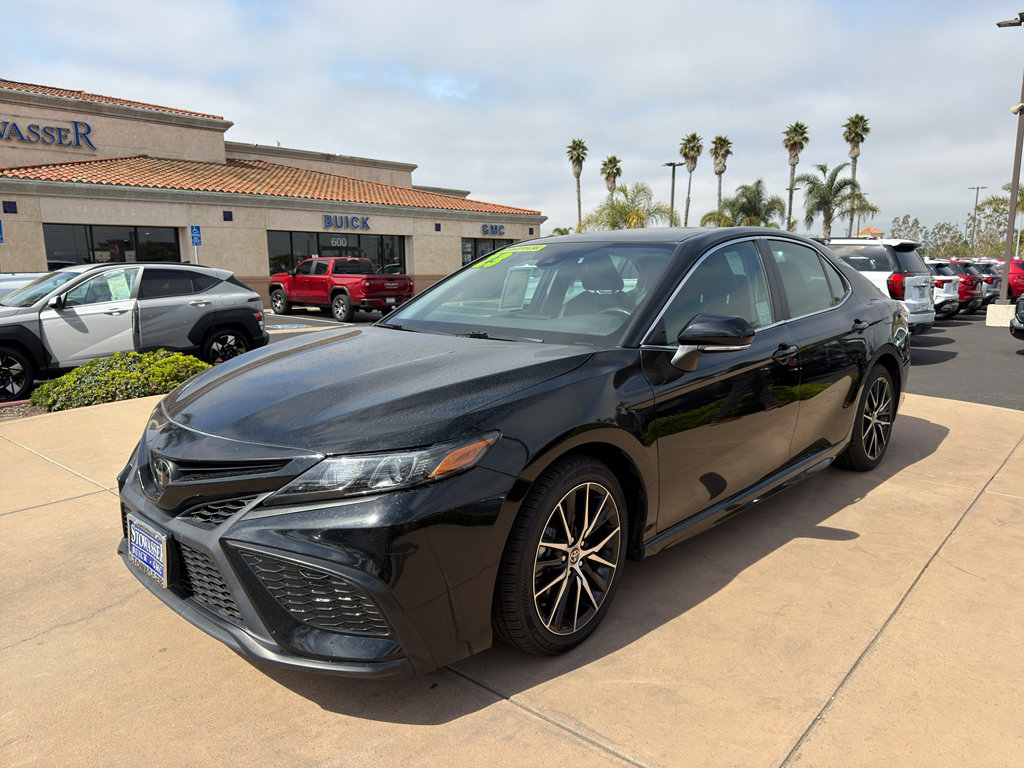 Used 2023 Toyota Camry SE