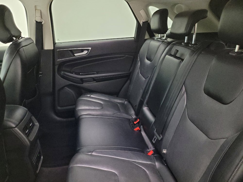 Used 2017 Ford Edge Titanium w/ Equipment Group 301A image 18
